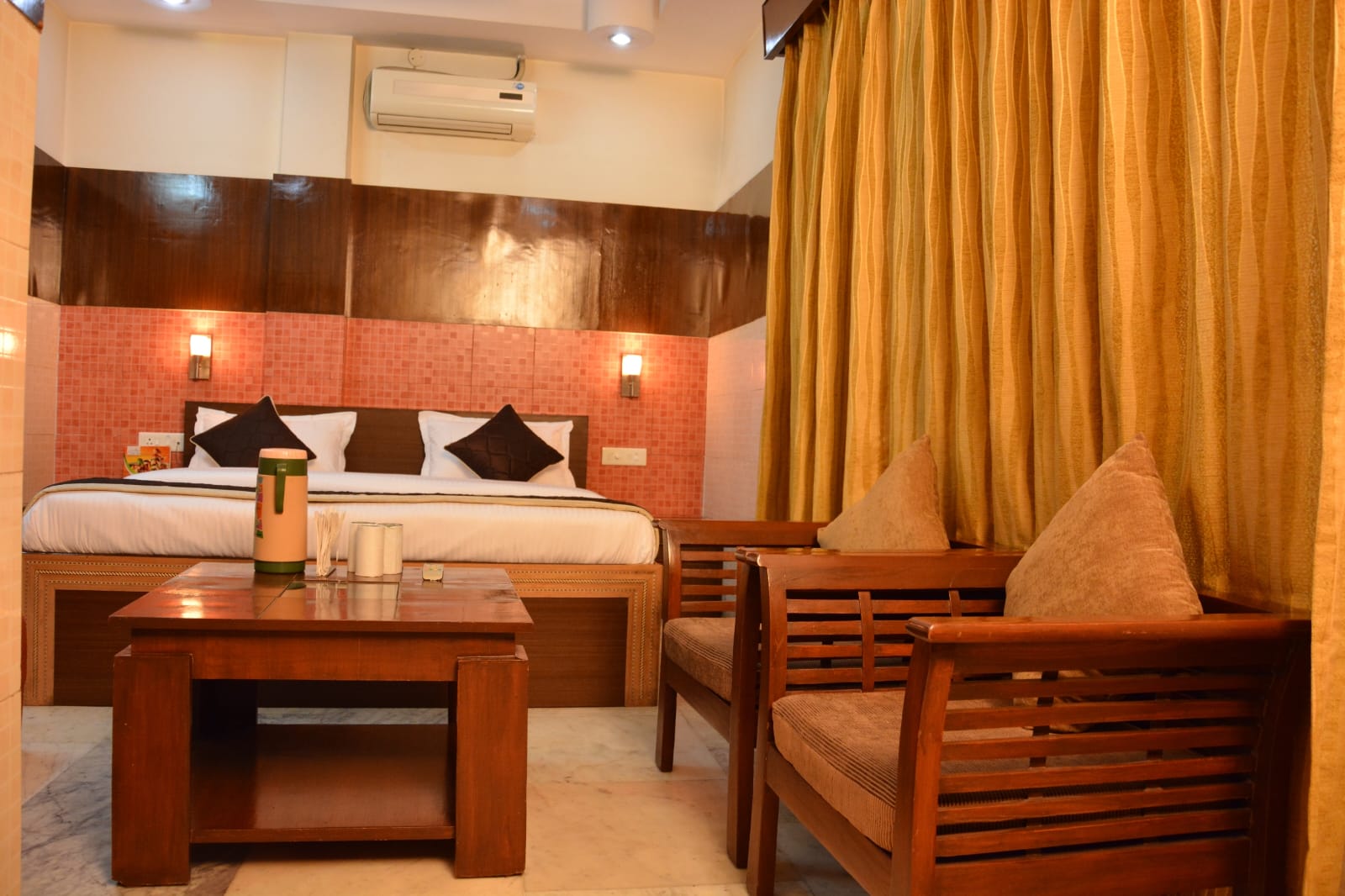 Super Deluxe Room